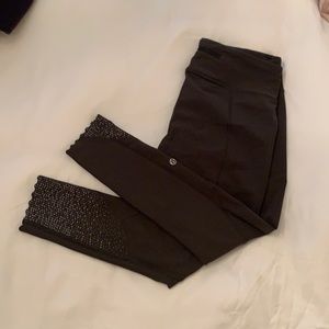 Olive green lululemon compression 7/8 leggings